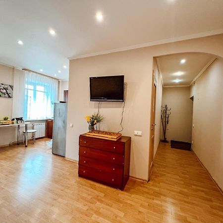 Apartment On Baseina Street Kiev Bagian luar foto