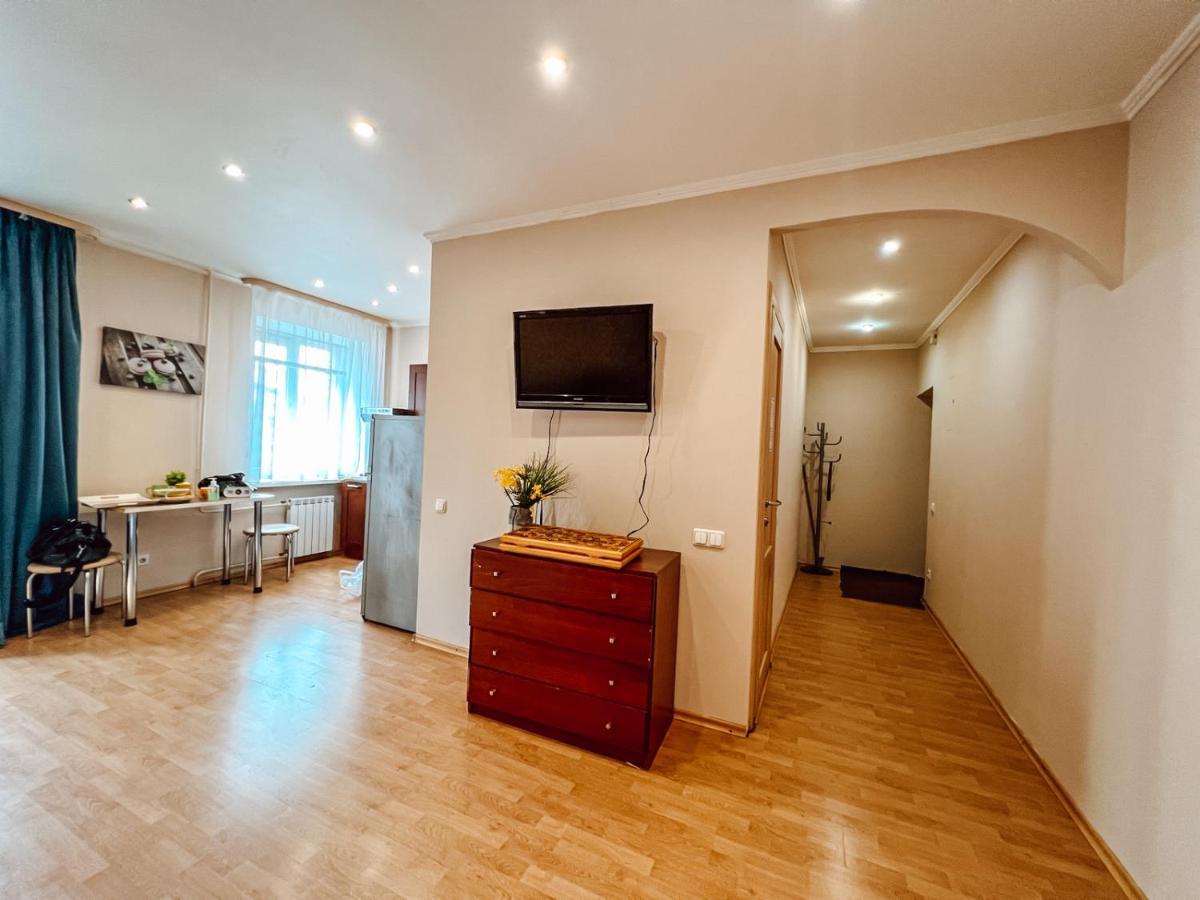 Apartment On Baseina Street Kiev Bagian luar foto