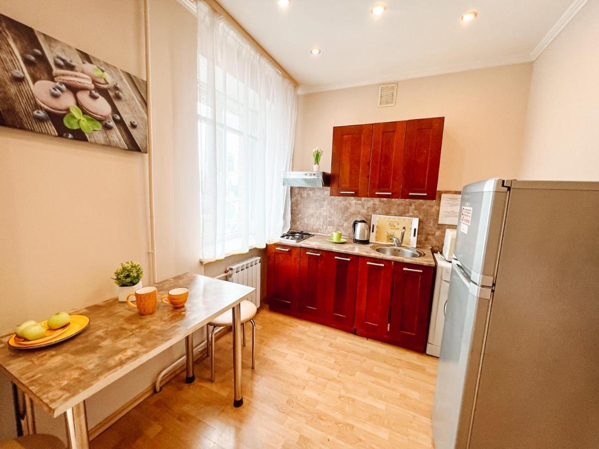 Apartment On Baseina Street Kiev Bagian luar foto