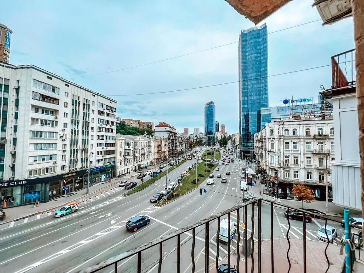 Apartment On Baseina Street Kiev Bagian luar foto